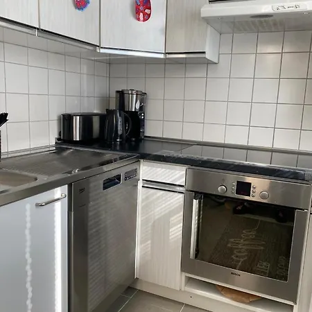 Kristina Near Innsbruck アプサム